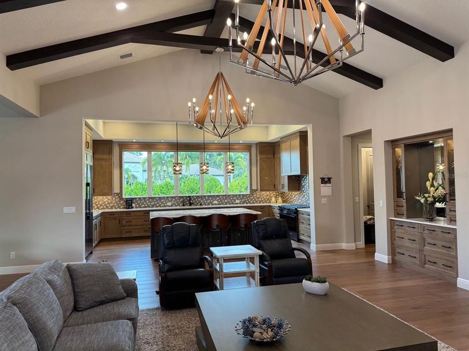 For Sale: $2,785,000 (3 beds, 4 baths, 3943 Square Feet)