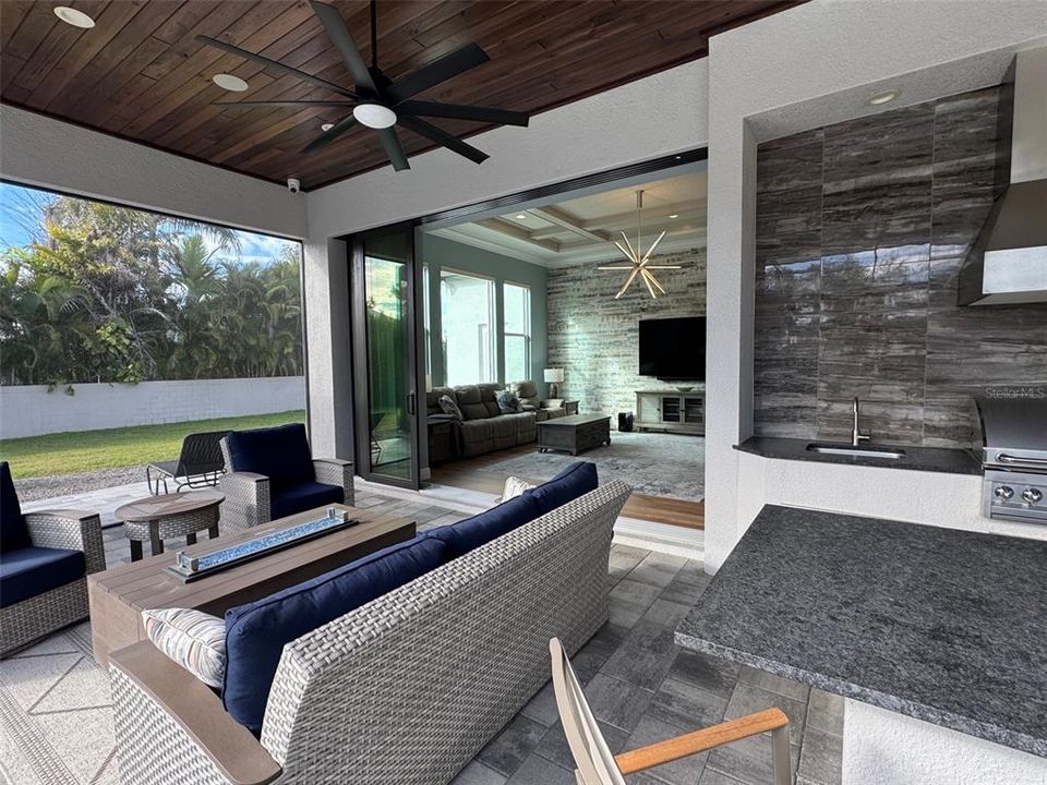 For Sale: $2,785,000 (3 beds, 4 baths, 3943 Square Feet)