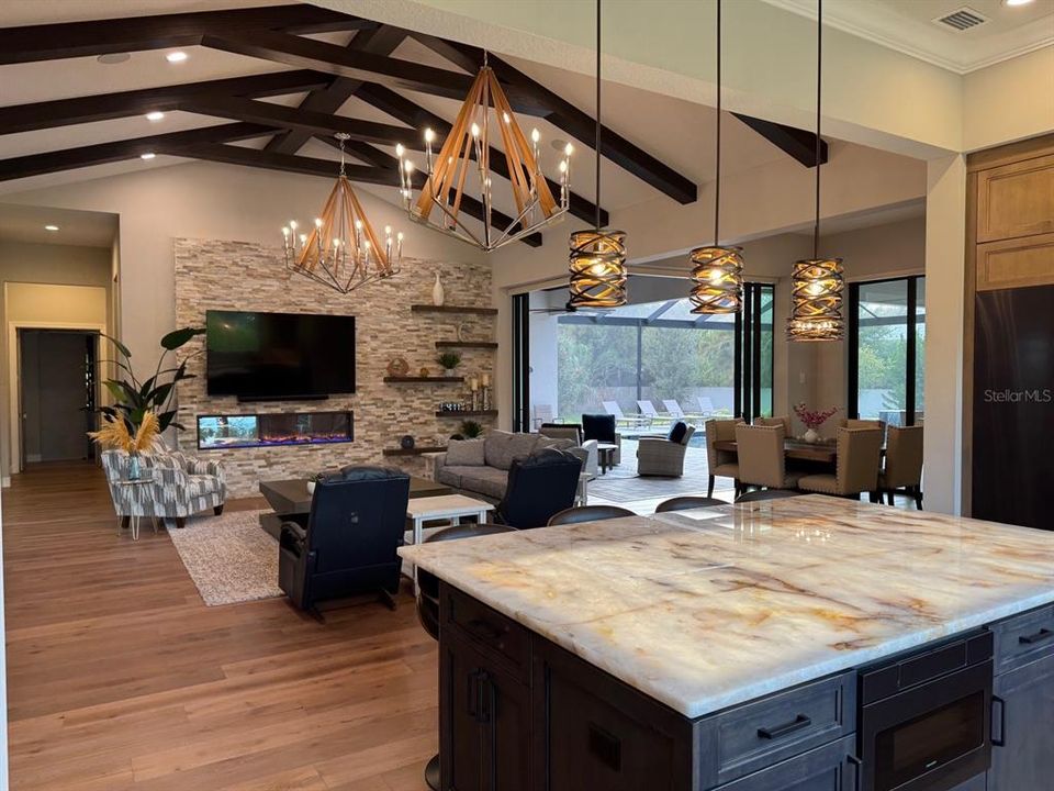 For Sale: $2,785,000 (3 beds, 4 baths, 3943 Square Feet)