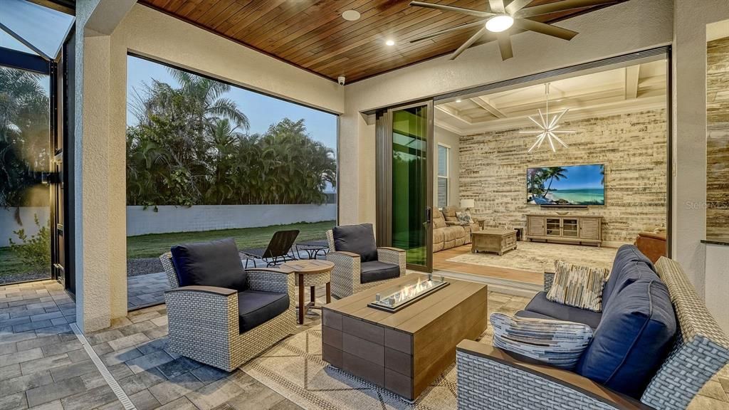 For Sale: $2,785,000 (3 beds, 4 baths, 3943 Square Feet)