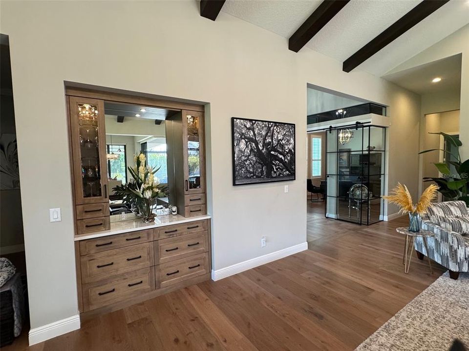 For Sale: $2,785,000 (3 beds, 4 baths, 3943 Square Feet)