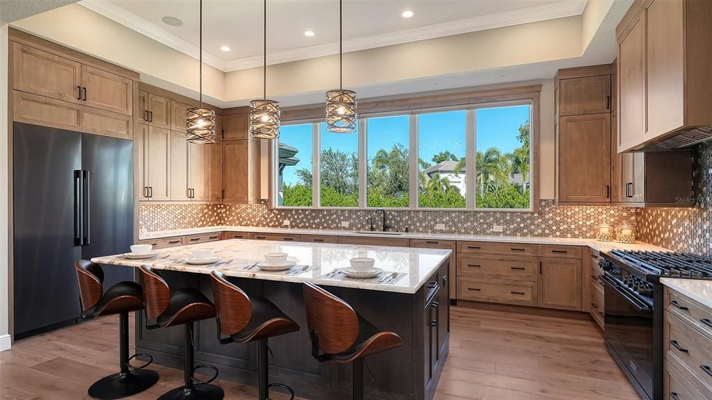 For Sale: $2,785,000 (3 beds, 4 baths, 3943 Square Feet)