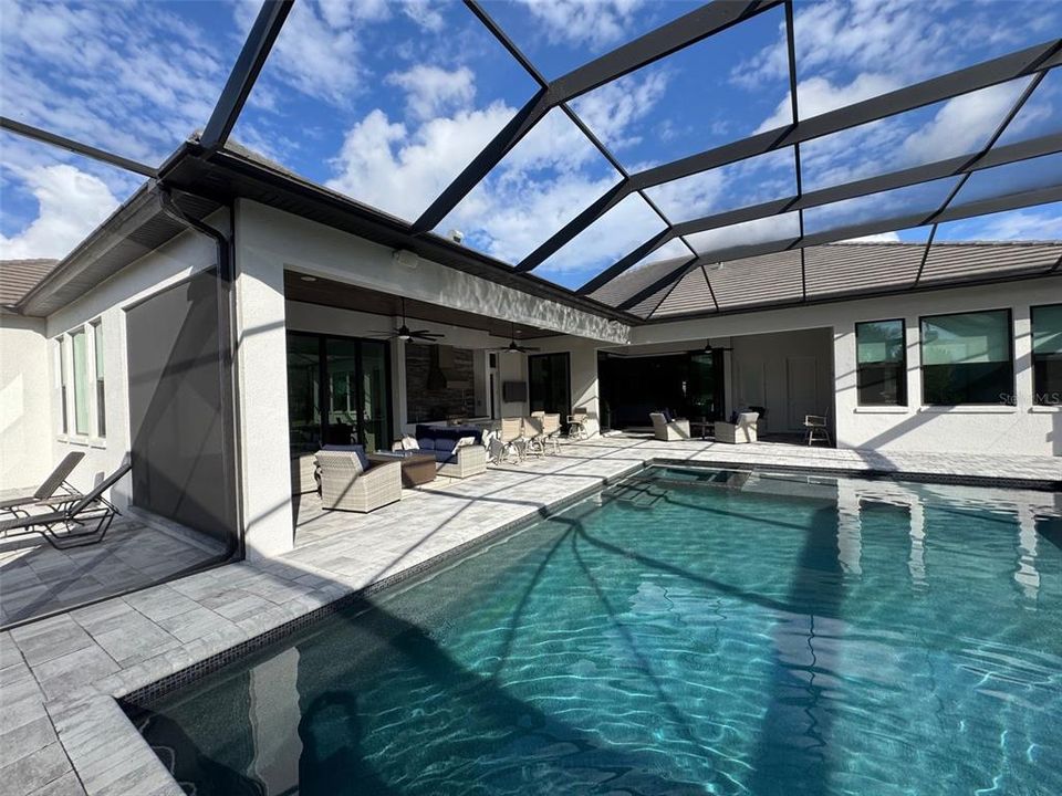 For Sale: $2,785,000 (3 beds, 4 baths, 3943 Square Feet)