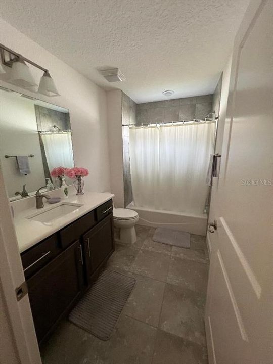 For Sale: $387,500 (4 beds, 2 baths, 2003 Square Feet)