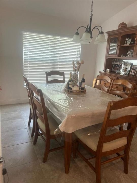 For Sale: $387,500 (4 beds, 2 baths, 2003 Square Feet)