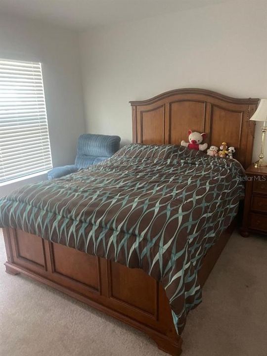 For Sale: $387,500 (4 beds, 2 baths, 2003 Square Feet)