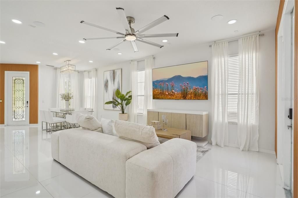 В аренду: $3,200 (3 спален, 2 ванн, 2067 Квадратных фут)