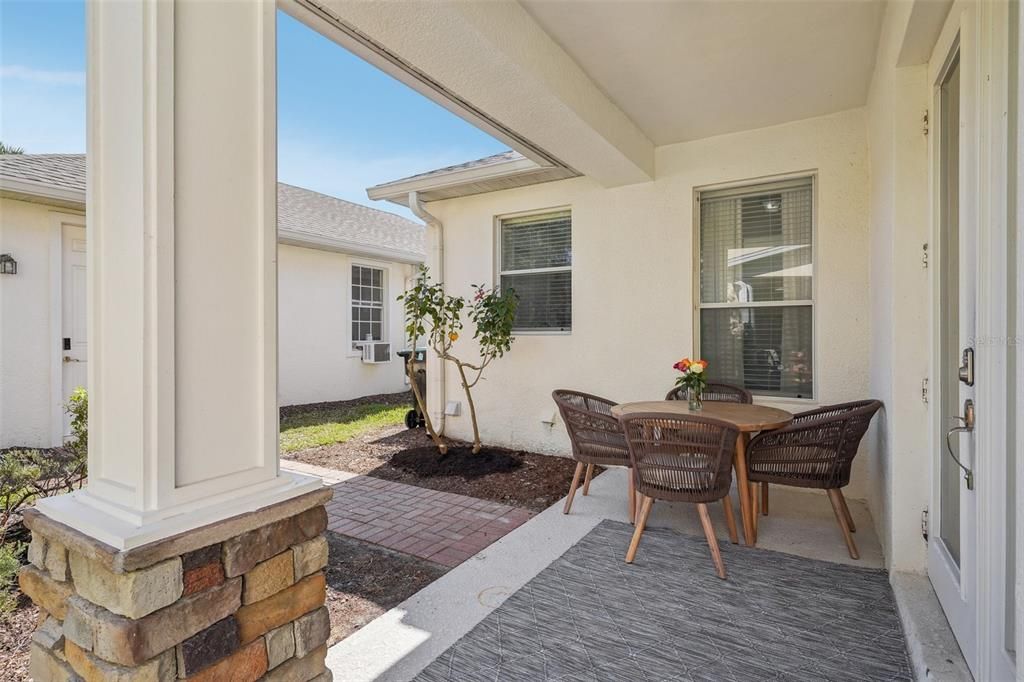 В аренду: $3,200 (3 спален, 2 ванн, 2067 Квадратных фут)