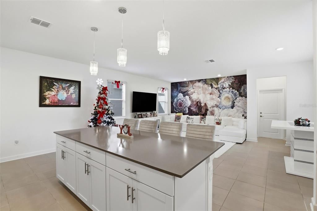 For Sale: $525,000 (4 beds, 3 baths, 2460 Square Feet)