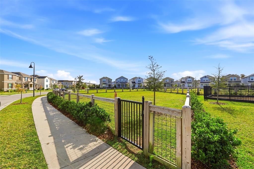 For Sale: $525,000 (4 beds, 3 baths, 2460 Square Feet)