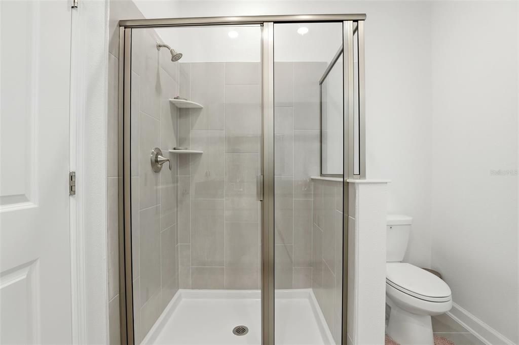 For Sale: $525,000 (4 beds, 3 baths, 2460 Square Feet)