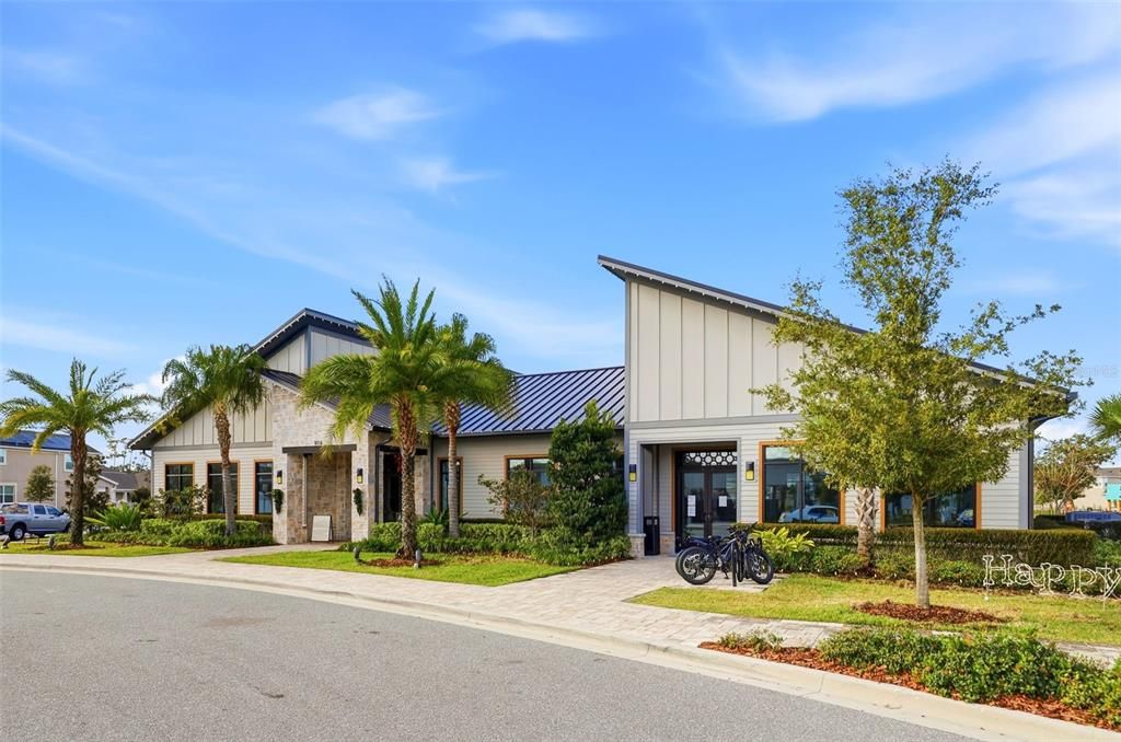 For Sale: $525,000 (4 beds, 3 baths, 2460 Square Feet)