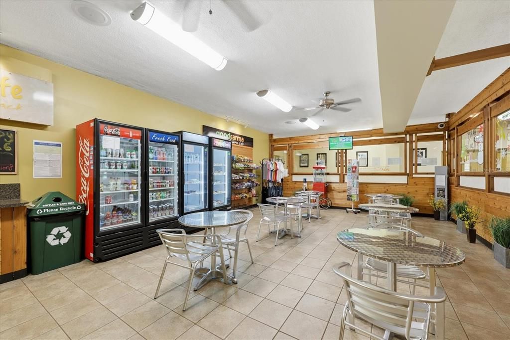 For Sale: $244,900 (3 beds, 2 baths, 1325 Square Feet)