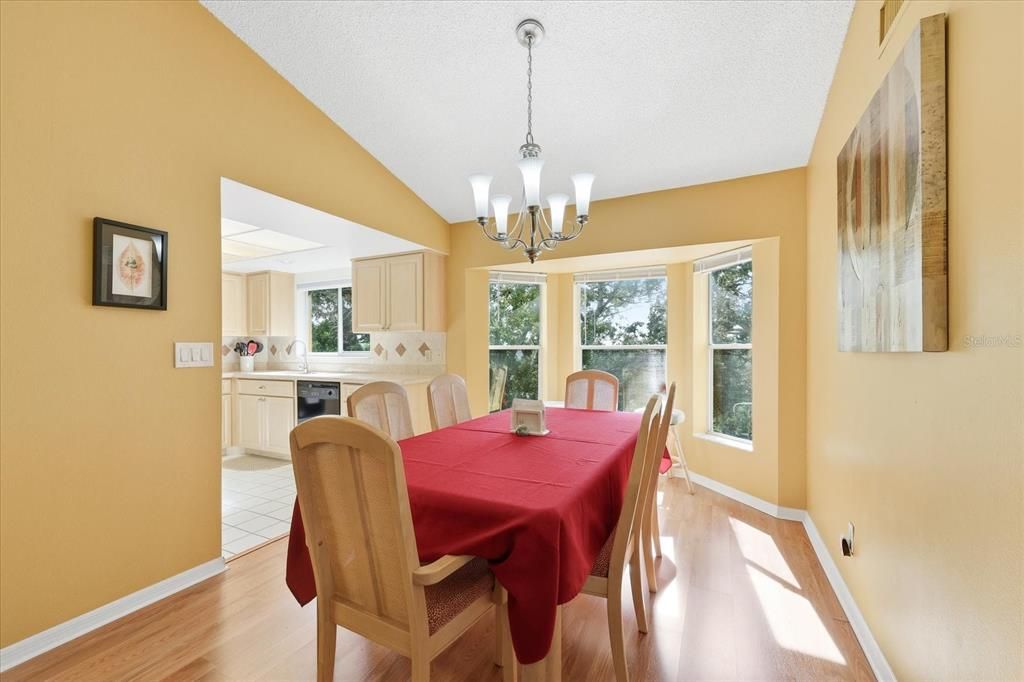 For Sale: $244,900 (3 beds, 2 baths, 1325 Square Feet)