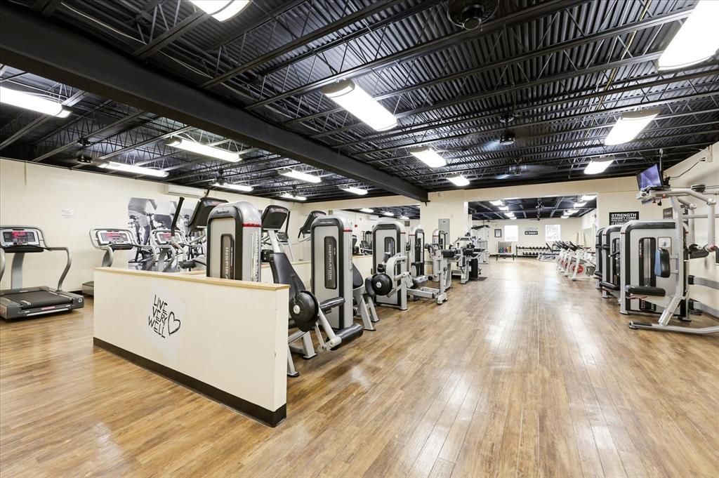 For Sale: $244,900 (3 beds, 2 baths, 1325 Square Feet)