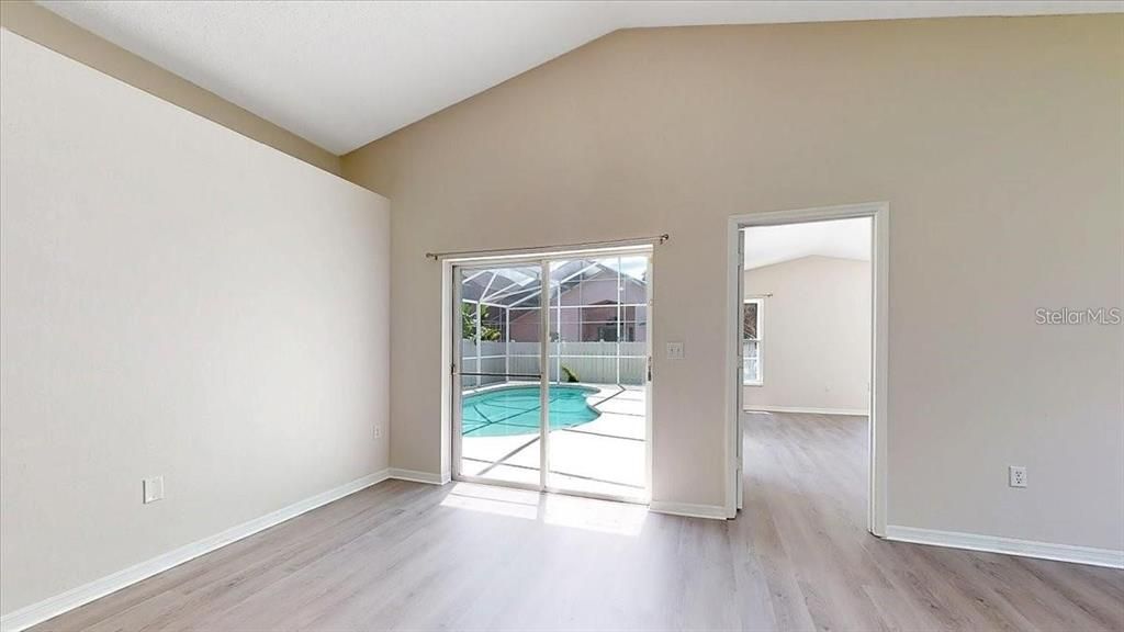 En Renta: $2,295 (3 camas, 2 baños, 1346 Pies cuadrados)