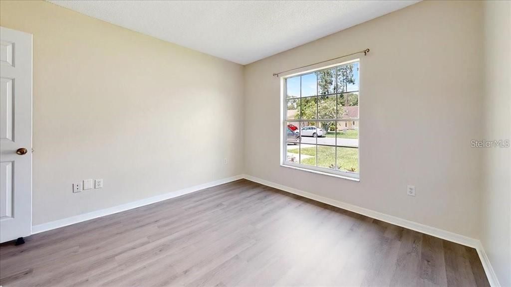 En Renta: $2,295 (3 camas, 2 baños, 1346 Pies cuadrados)