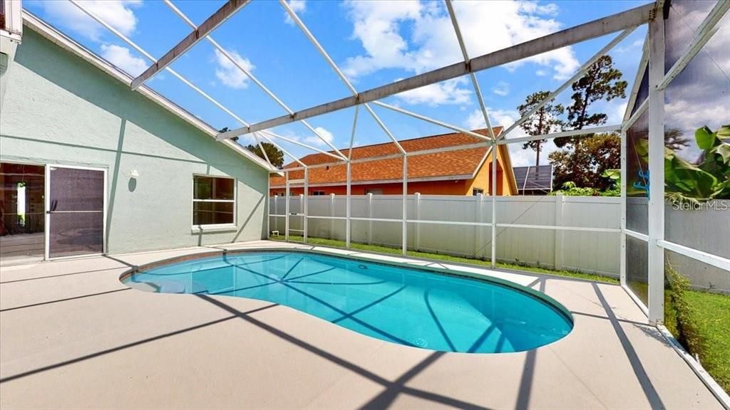 En Renta: $2,295 (3 camas, 2 baños, 1346 Pies cuadrados)