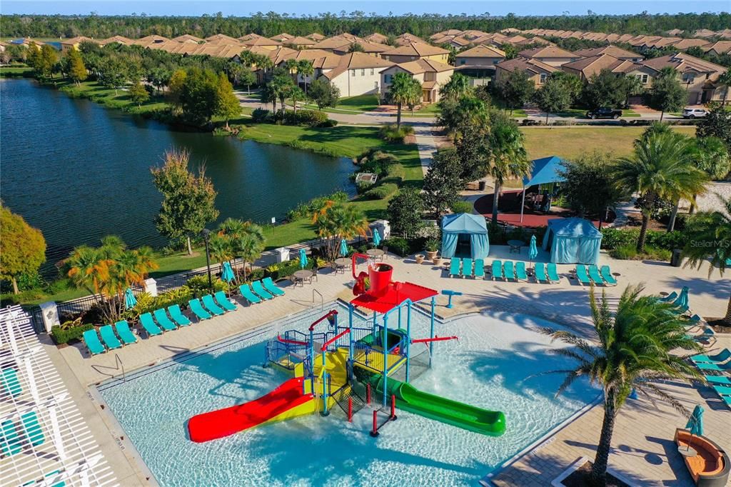 待售: $629,000 (8 贝兹, 6 浴室, 4041 平方英尺)