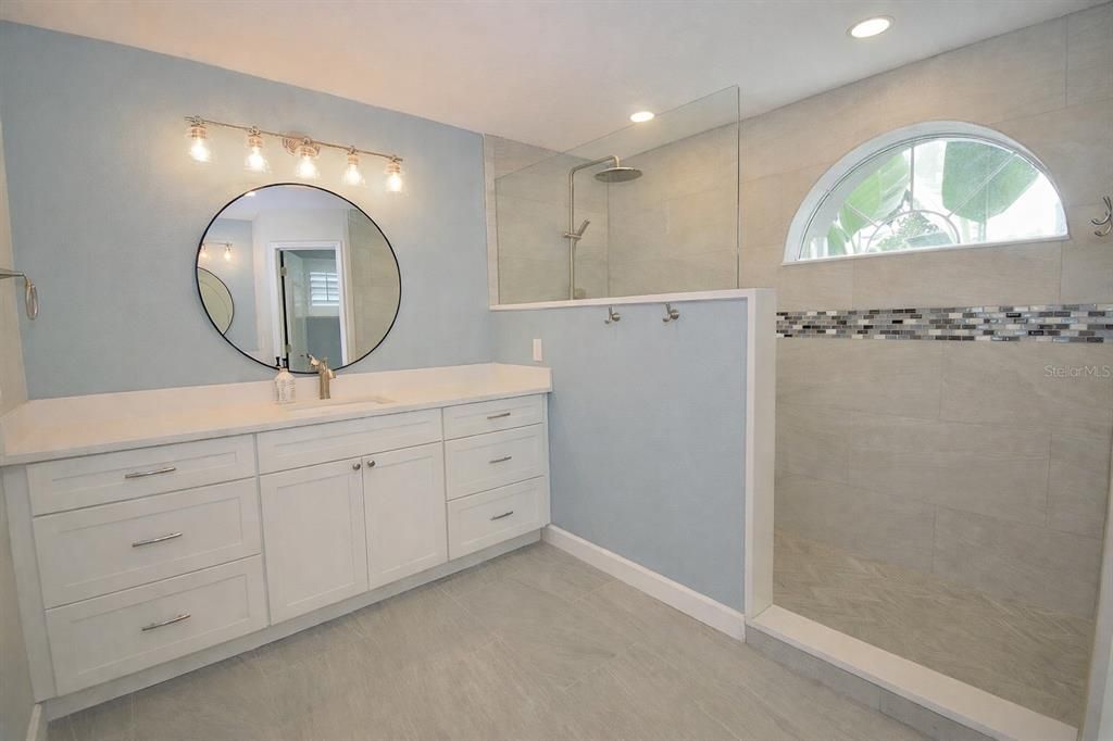 На продажу: $705,000 (5 спален, 3 ванн, 2797 Квадратных фут)