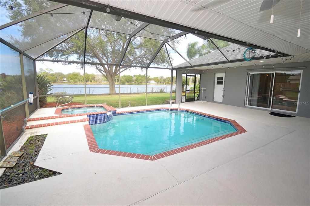 На продажу: $705,000 (5 спален, 3 ванн, 2797 Квадратных фут)