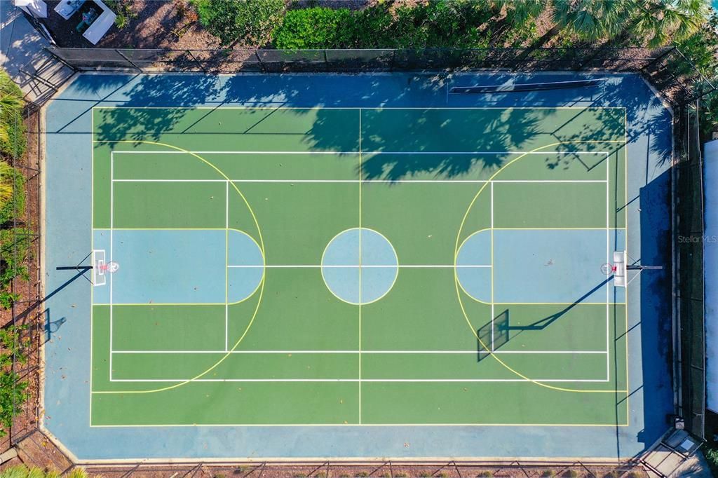 For Sale: $529,000 (6 beds, 4 baths, 3142 Square Feet)