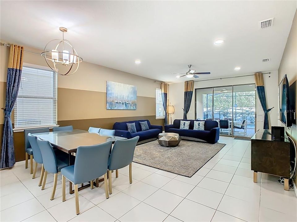 For Sale: $529,000 (6 beds, 4 baths, 3142 Square Feet)