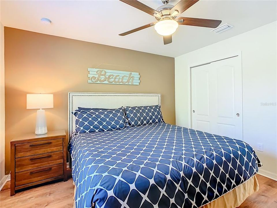 For Sale: $529,000 (6 beds, 4 baths, 3142 Square Feet)