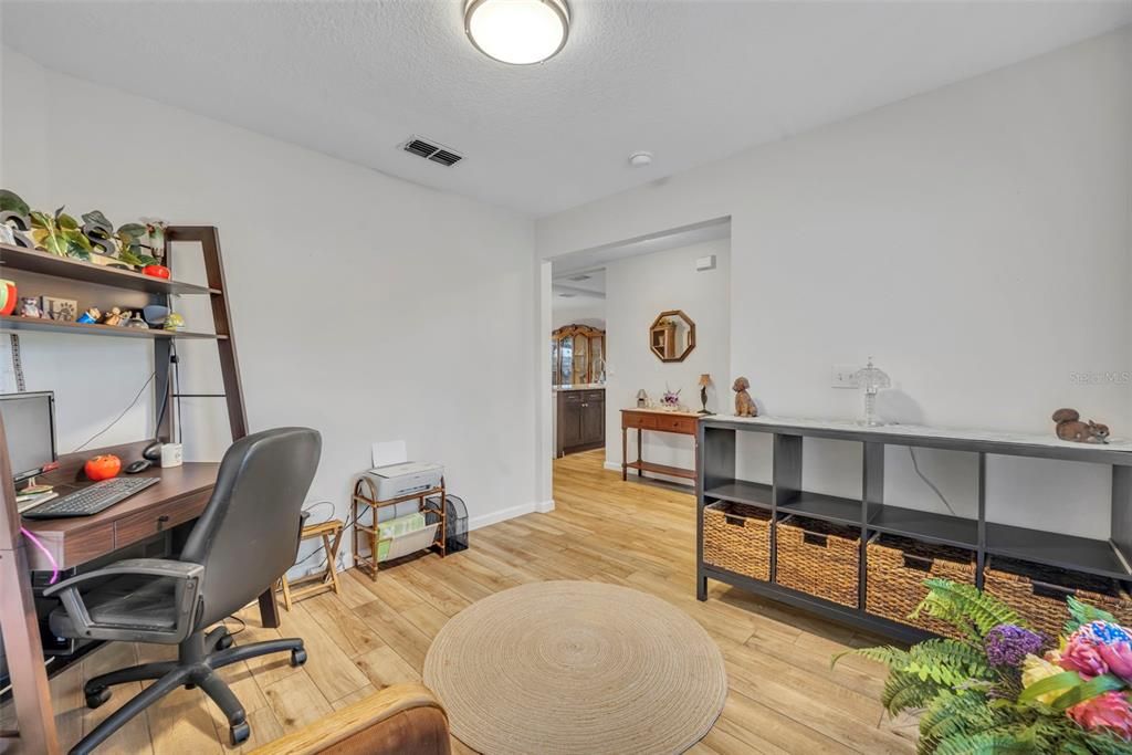 En Venta: $340,000 (2 camas, 2 baños, 1334 Pies cuadrados)