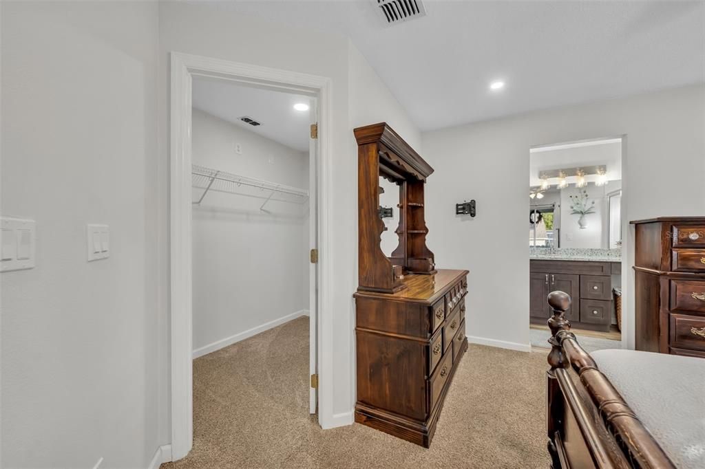 En Venta: $340,000 (2 camas, 2 baños, 1334 Pies cuadrados)