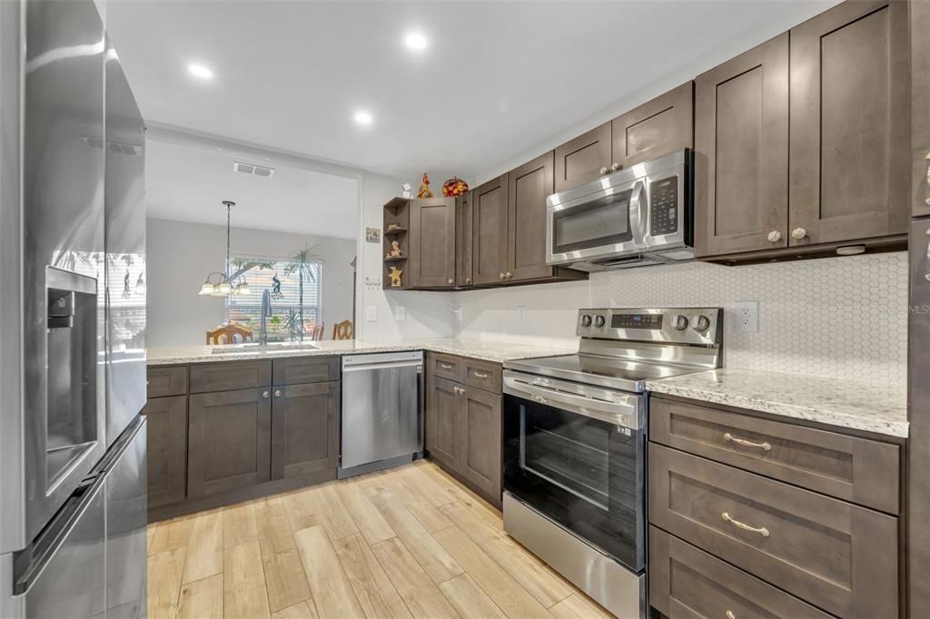 En Venta: $340,000 (2 camas, 2 baños, 1334 Pies cuadrados)