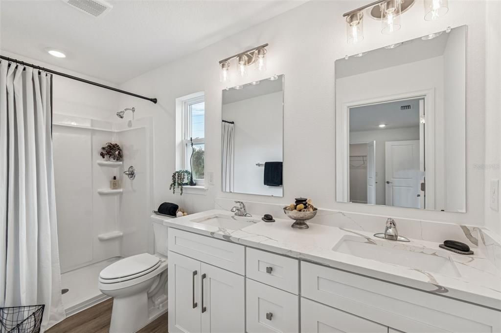 待售: $349,990 (3 贝兹, 2 浴室, 1580 平方英尺)