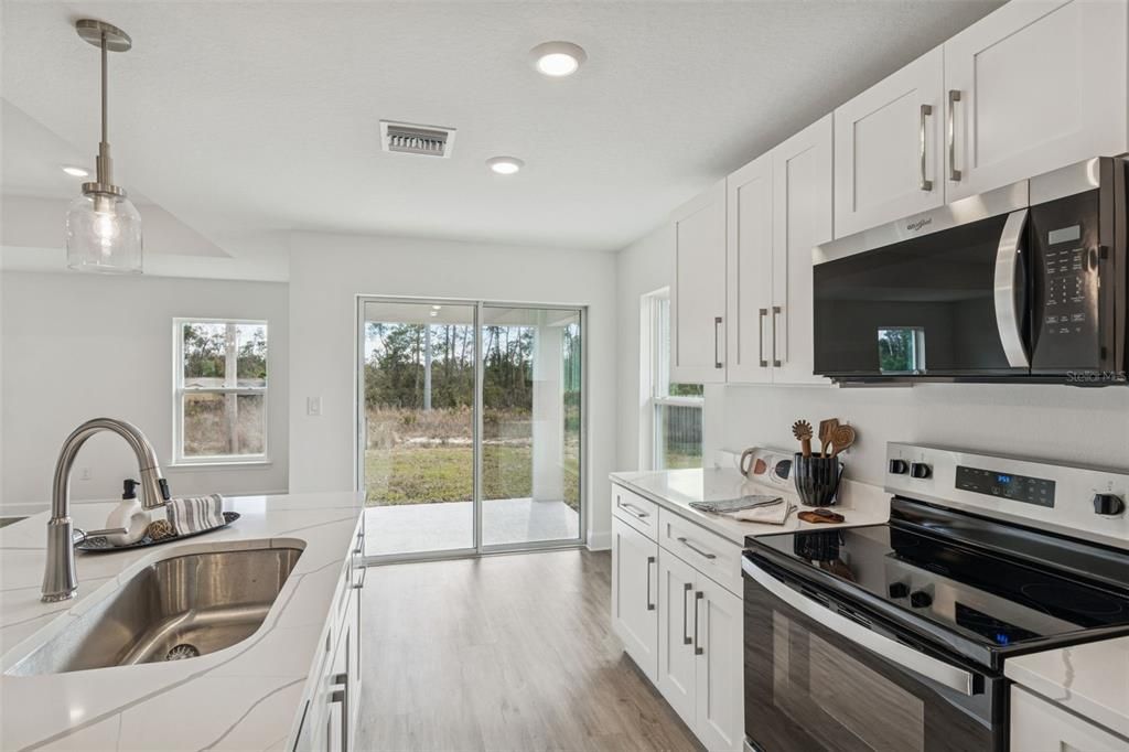 待售: $349,990 (3 贝兹, 2 浴室, 1580 平方英尺)