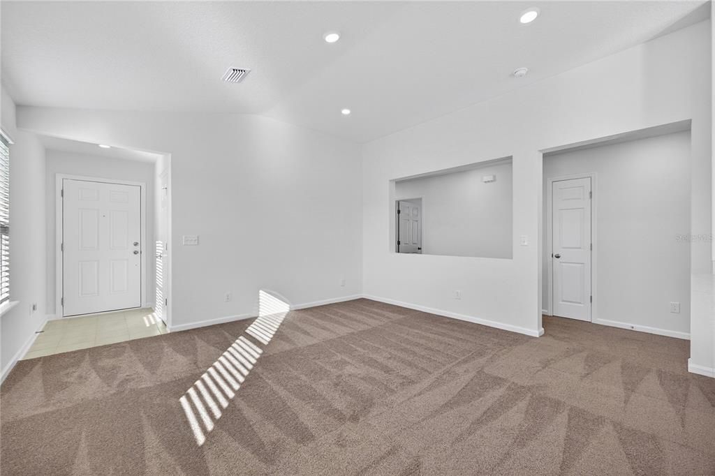 出租: $1,950 (3 贝兹, 2 浴室, 1342 平方英尺)