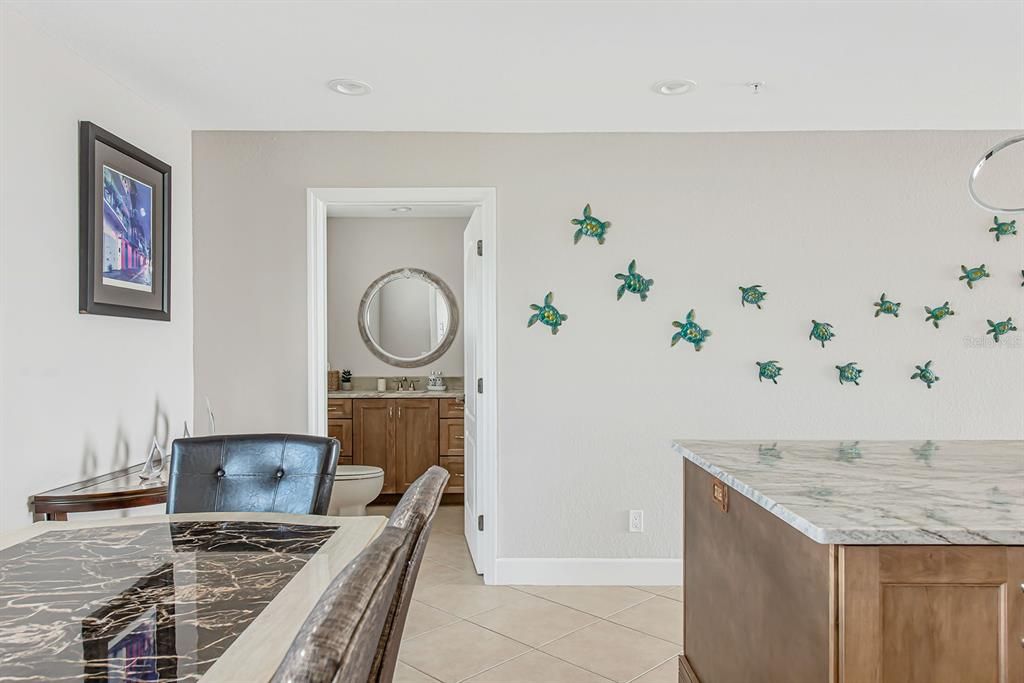 For Sale: $999,000 (3 beds, 3 baths, 2515 Square Feet)