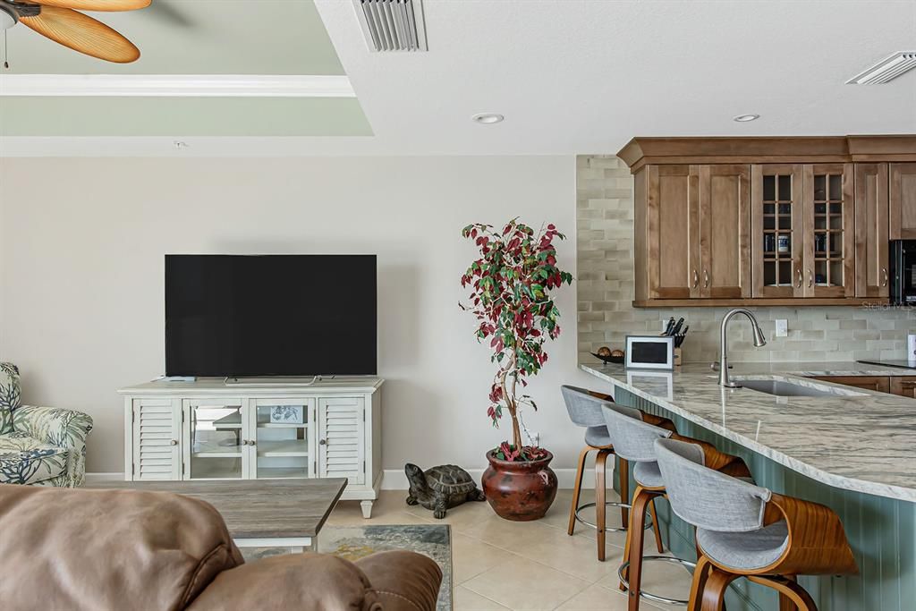 For Sale: $999,000 (3 beds, 3 baths, 2515 Square Feet)