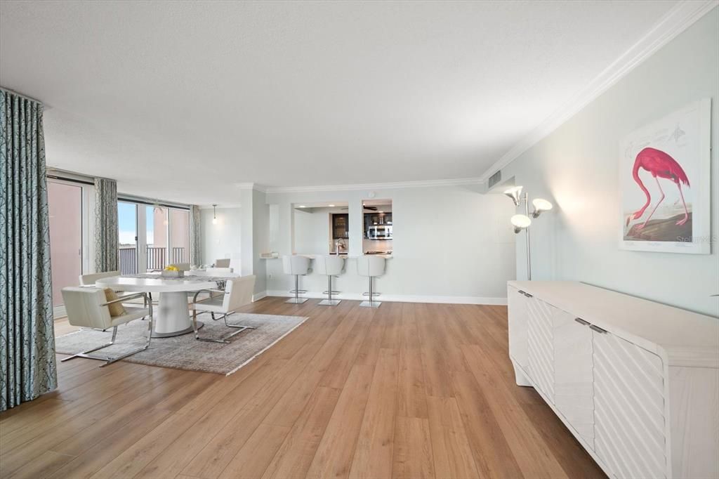 En Venta: $1,100,000 (3 camas, 2 baños, 2330 Pies cuadrados)