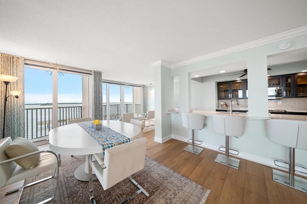 En Venta: $1,100,000 (3 camas, 2 baños, 2330 Pies cuadrados)