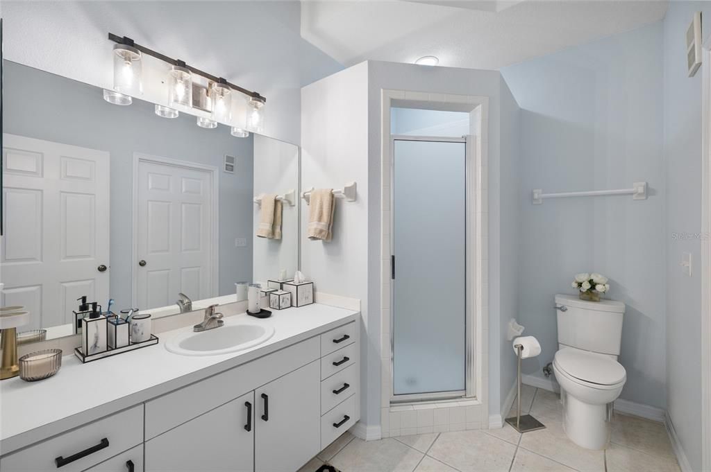 For Sale: $324,900 (2 beds, 2 baths, 1491 Square Feet)