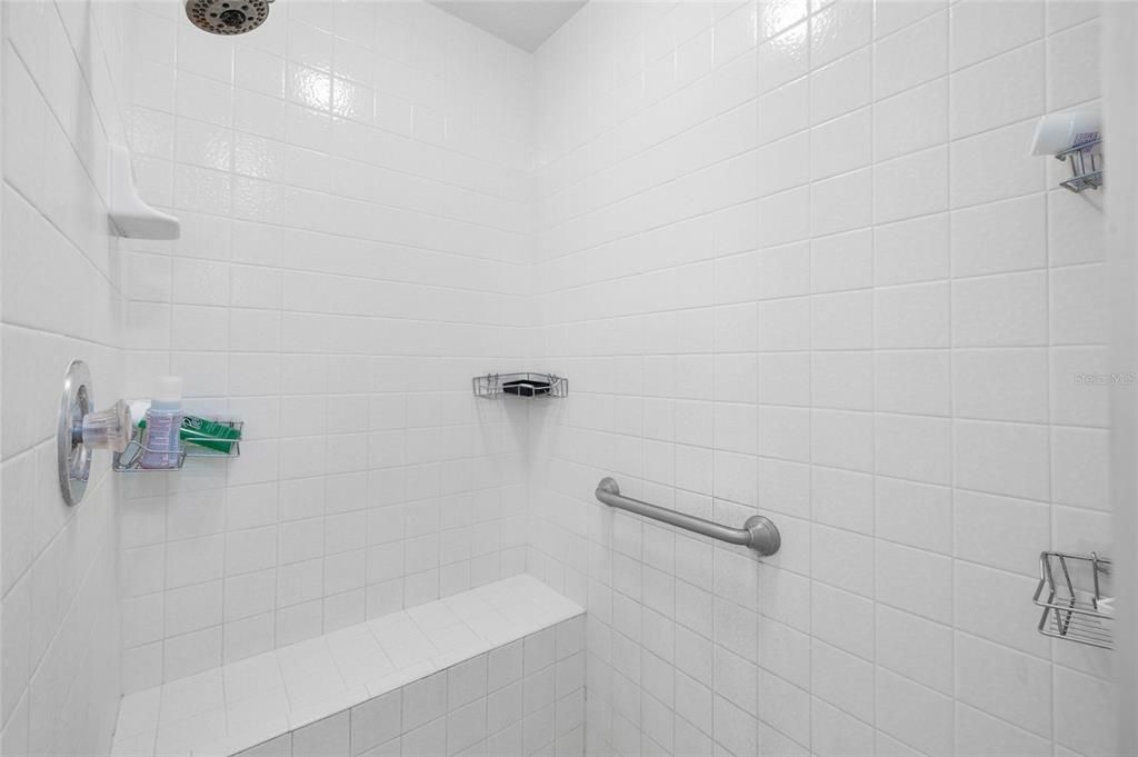 For Sale: $324,900 (2 beds, 2 baths, 1491 Square Feet)