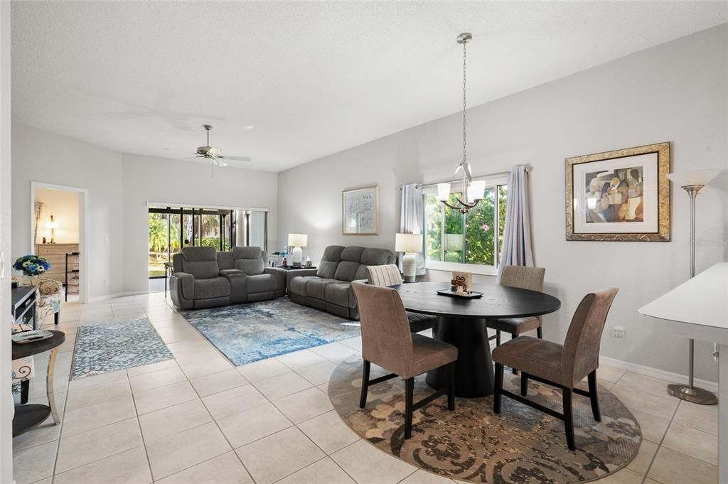 For Sale: $324,900 (2 beds, 2 baths, 1491 Square Feet)