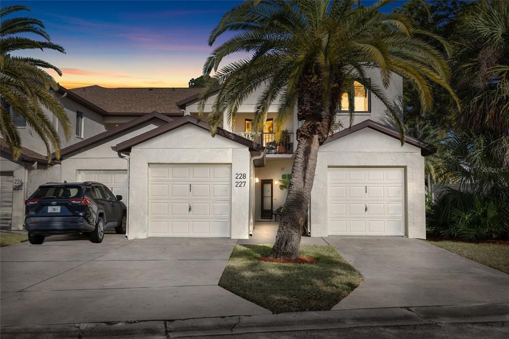 For Sale: $324,900 (2 beds, 2 baths, 1491 Square Feet)