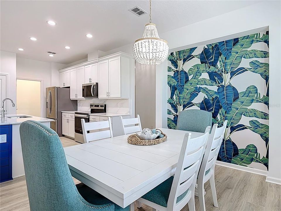 En Venta: $427,900 (2 camas, 2 baños, 1464 Pies cuadrados)