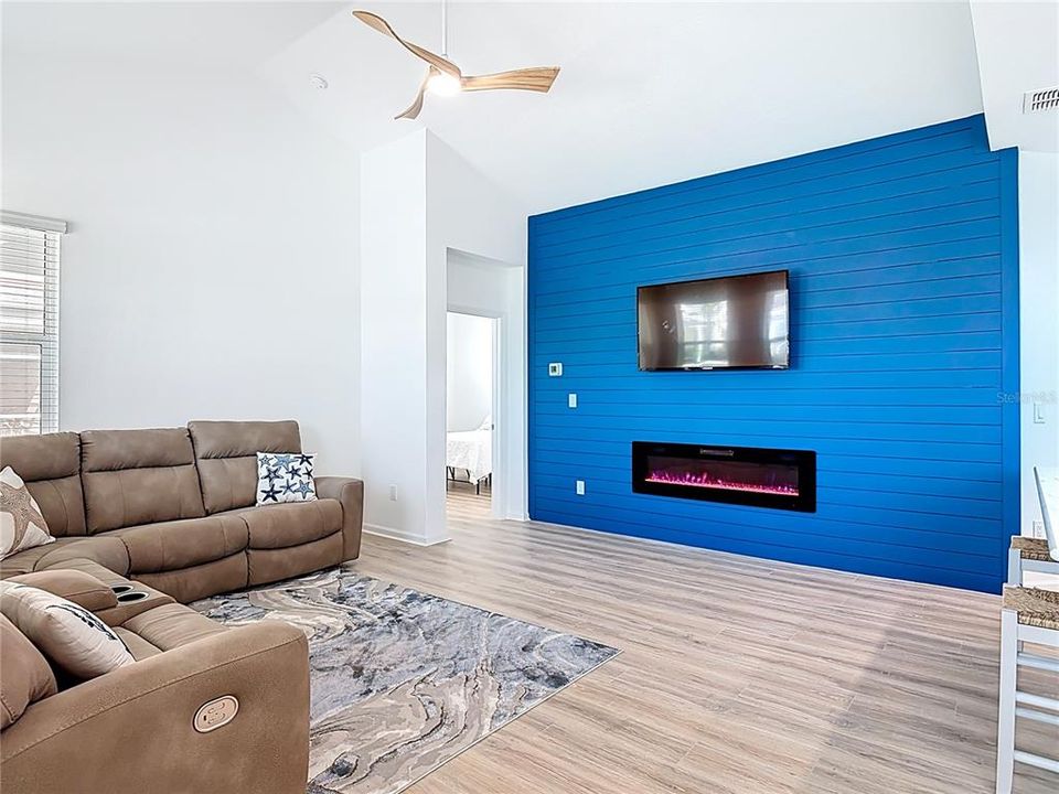 En Venta: $427,900 (2 camas, 2 baños, 1464 Pies cuadrados)