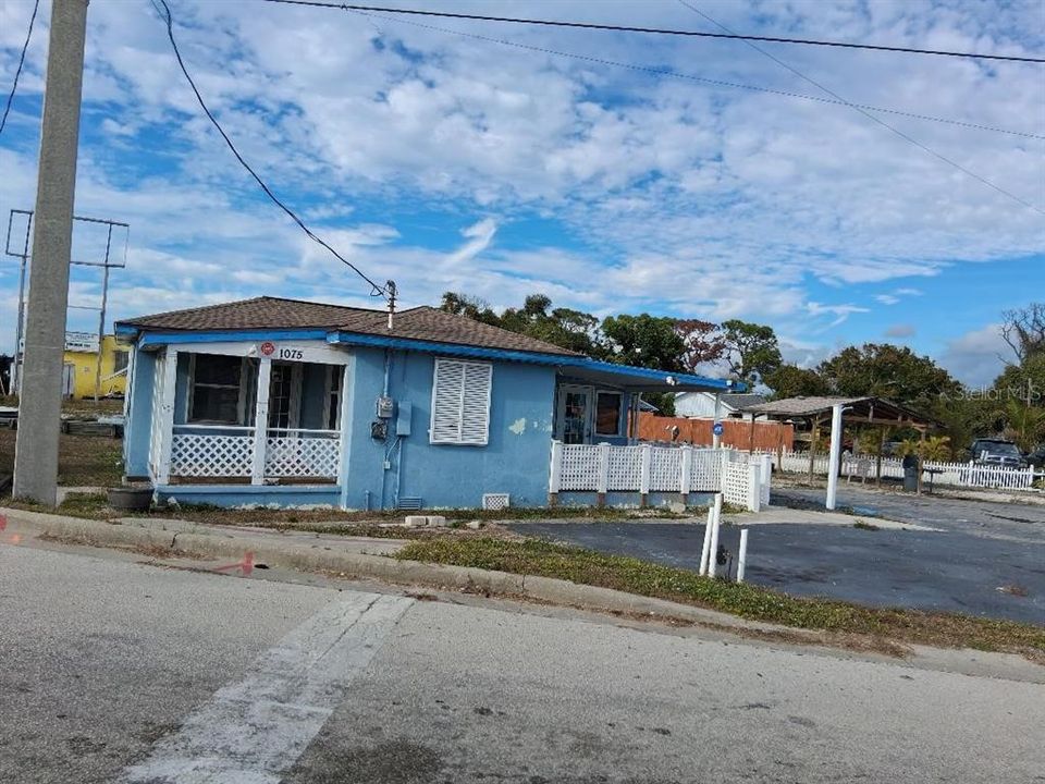 En Venta: $21,600 (0 camas, 0 baños, 1215 Pies cuadrados)