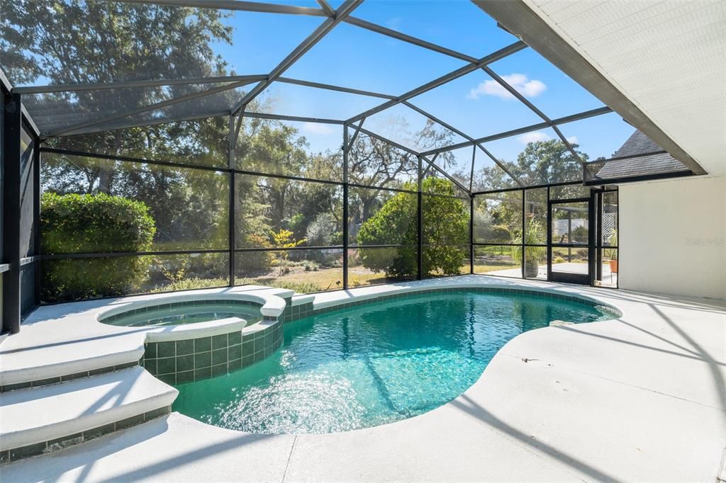 На продажу: $389,000 (3 спален, 2 ванн, 1643 Квадратных фут)