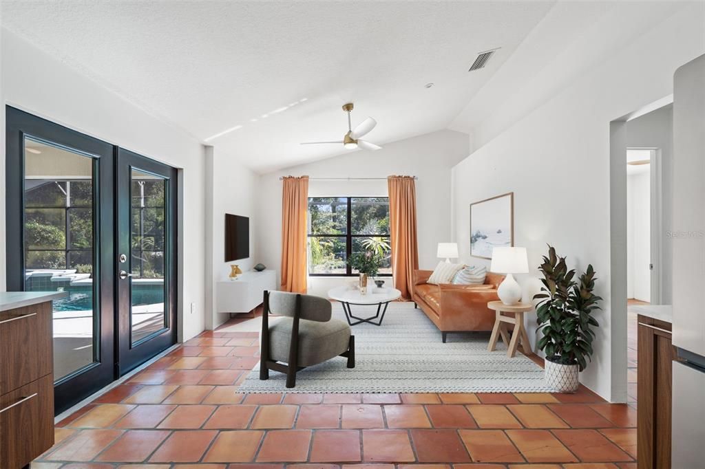 На продажу: $389,000 (3 спален, 2 ванн, 1643 Квадратных фут)