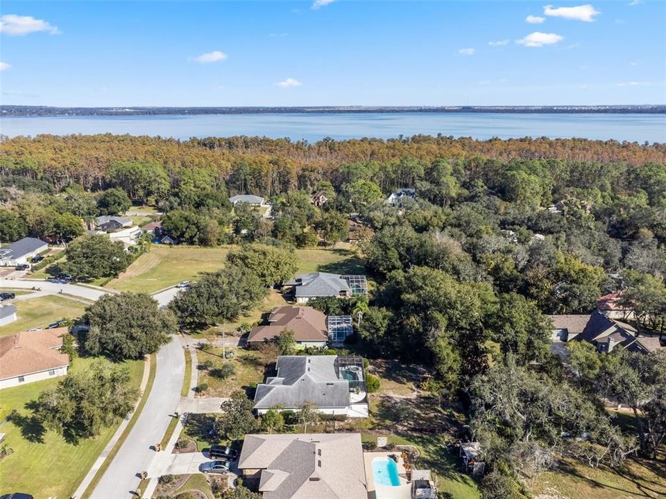 На продажу: $389,000 (3 спален, 2 ванн, 1643 Квадратных фут)