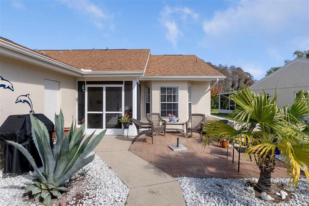 Active With Contract: $239,900 (2 beds, 2 baths, 1201 Square Feet)