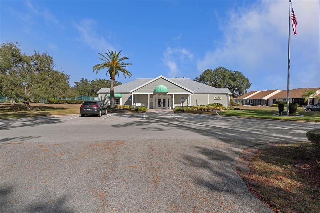 Active With Contract: $239,900 (2 beds, 2 baths, 1201 Square Feet)